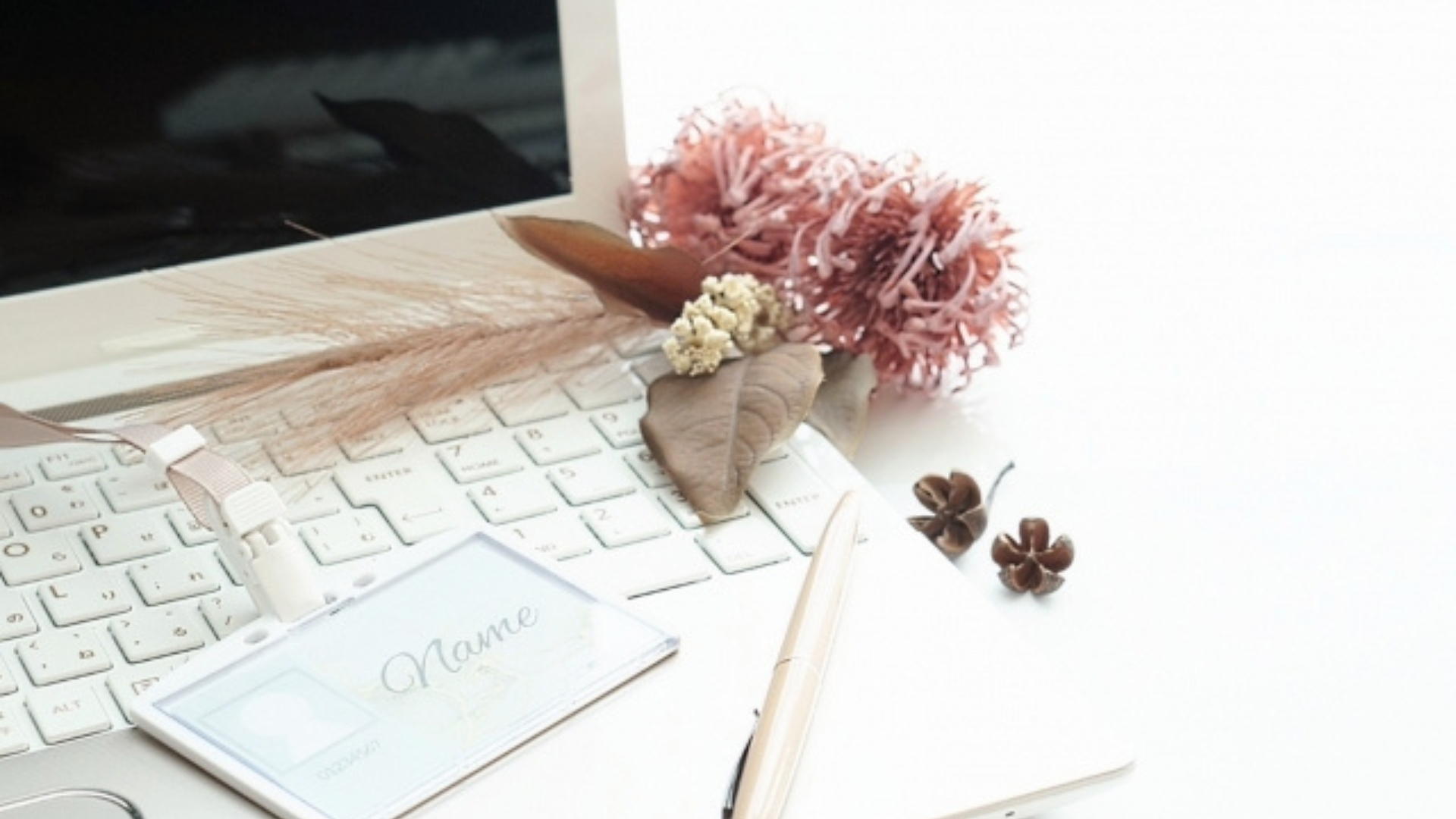 パソコンがあるデスク